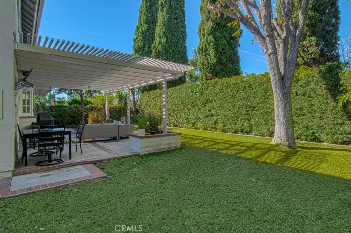 15281 Saverne Circle, Irvine, California 92604