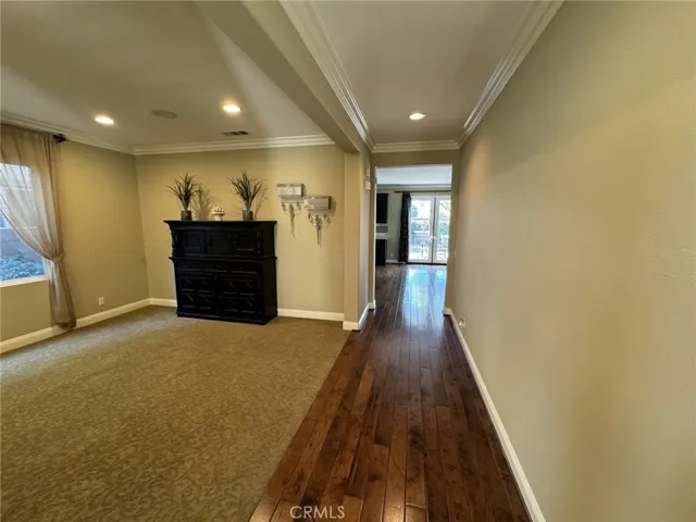 7611 Stonegate Drive, Eastvale, California 92880