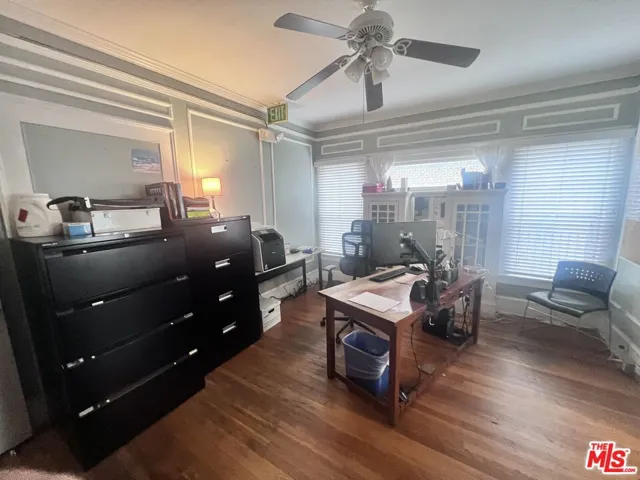 542 N Kenmore Avenue, Los Angeles, California 90004