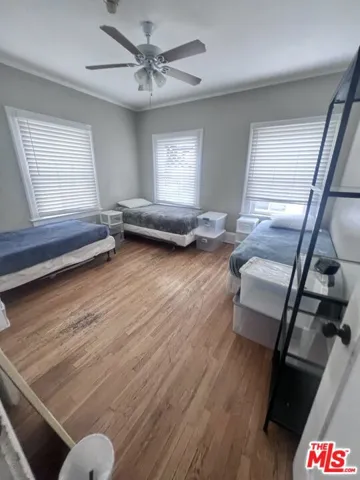 542 N Kenmore Avenue, Los Angeles, California 90004