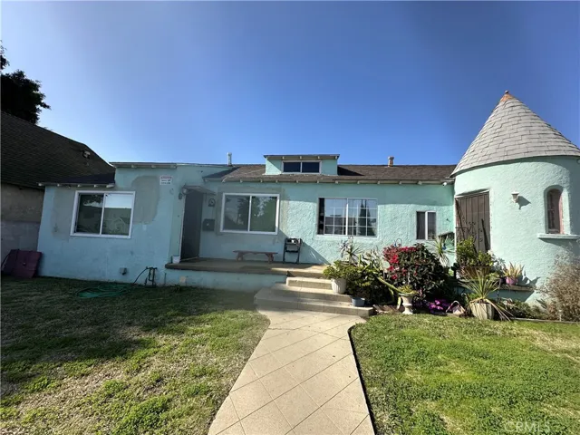 701 Bradshawe Avenue, Los Angeles, California 90022