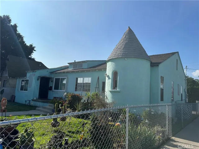 701 Bradshawe Avenue, Los Angeles, California 90022