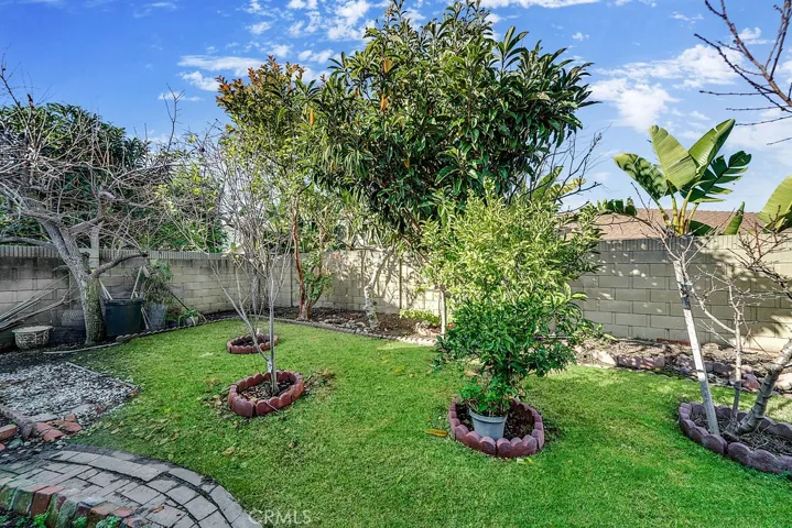 6781 Bridgewater Drive, Huntington Beach, California 92647