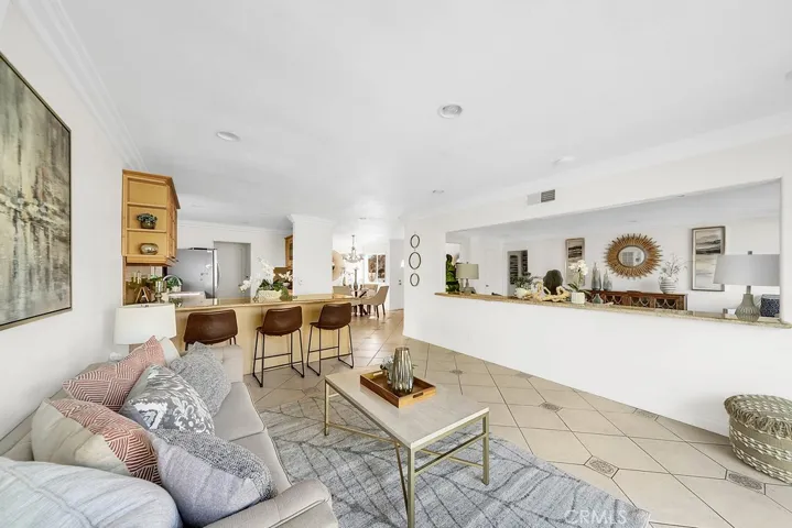 6781 Bridgewater Drive, Huntington Beach, California 92647