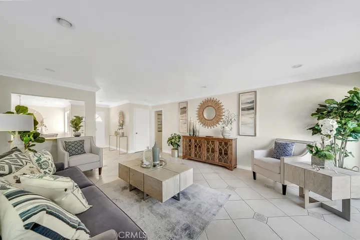 6781 Bridgewater Drive, Huntington Beach, California 92647