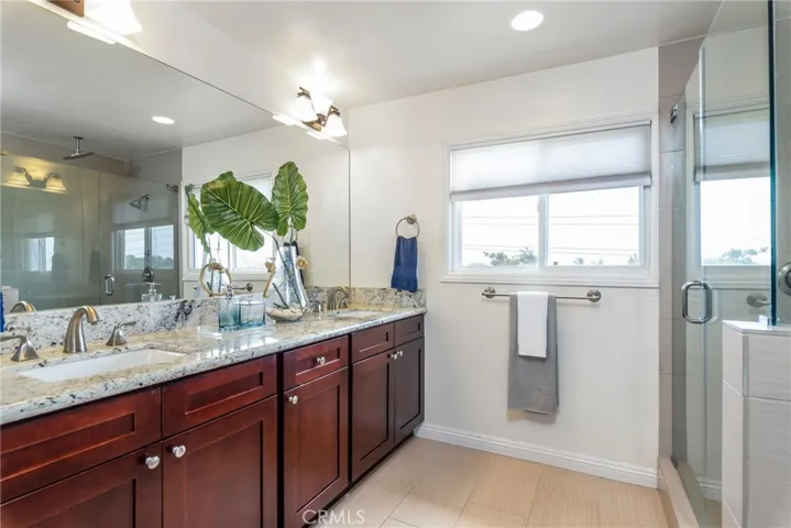 5722 Sunmist Drive, Rancho Palos Verdes, California 90275