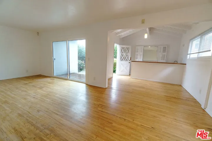 1105 Indiana Avenue, Venice, California 90291