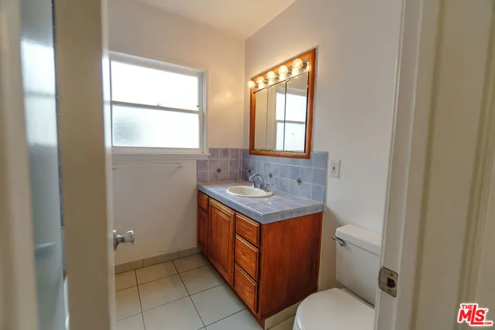 1105 Indiana Avenue, Venice, California 90291