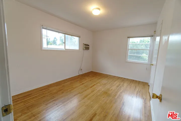 1105 Indiana Avenue, Venice, California 90291