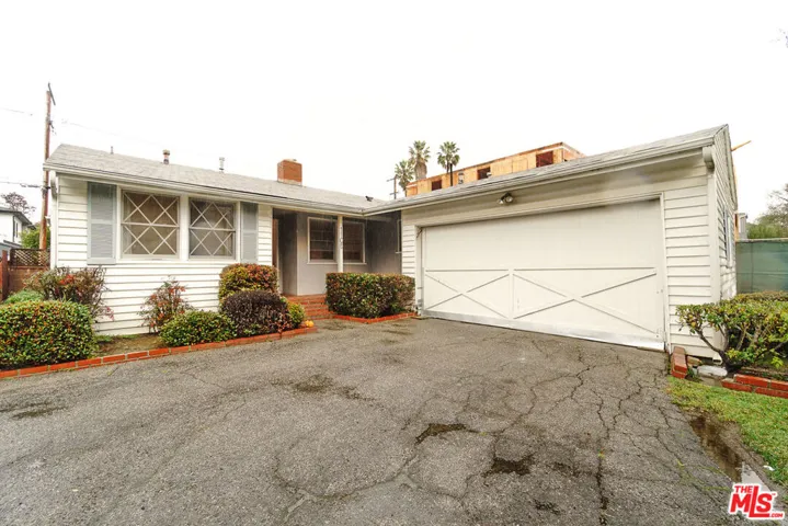 1105 Indiana Avenue, Venice, California 90291