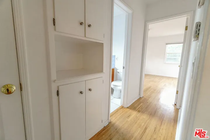 1105 Indiana Avenue, Venice, California 90291