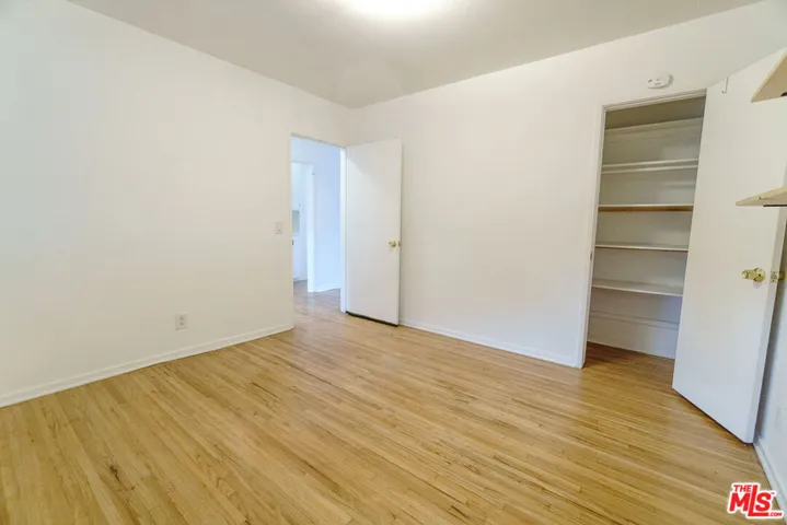 1105 Indiana Avenue, Venice, California 90291