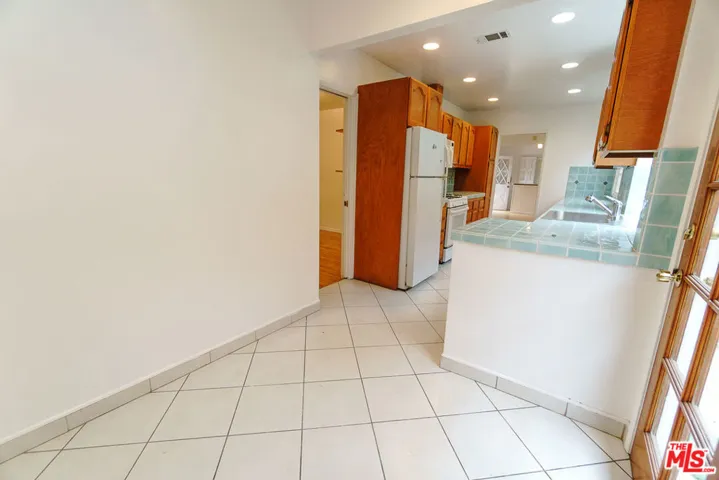 1105 Indiana Avenue, Venice, California 90291