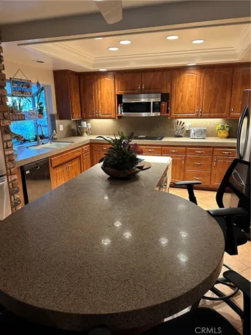 25032 Crystal Circle, Lake Forest, California 92630