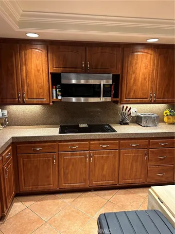 25032 Crystal Circle, Lake Forest, California 92630