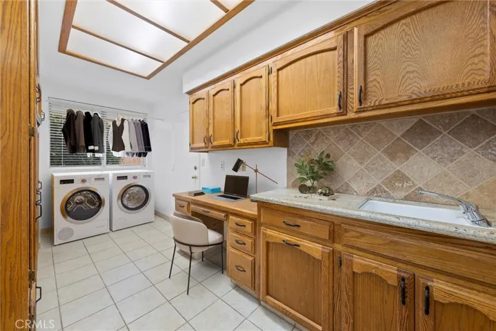 7301 Etter Street, Bakersfield, California 93308