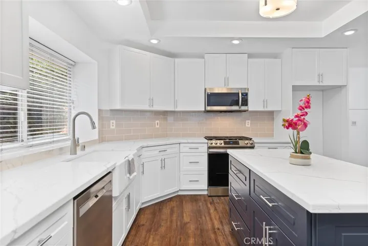 7301 Etter Street, Bakersfield, California 93308