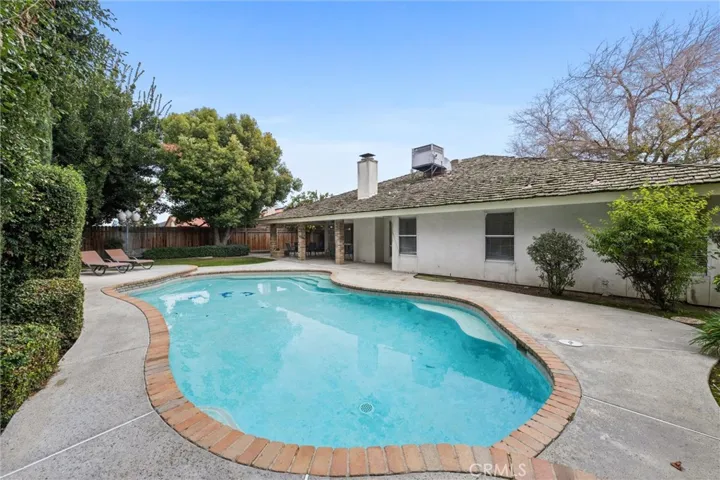 7301 Etter Street, Bakersfield, California 93308