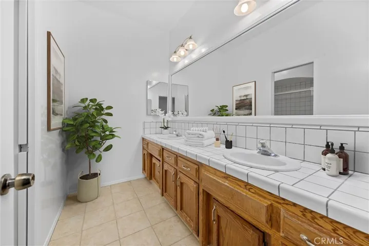 7301 Etter Street, Bakersfield, California 93308