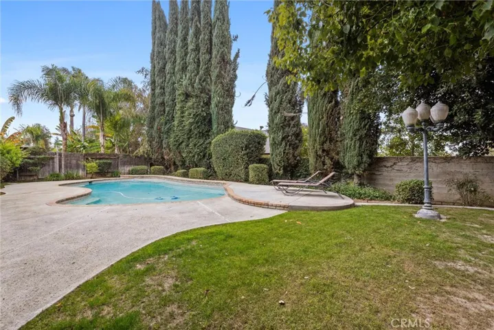 7301 Etter Street, Bakersfield, California 93308