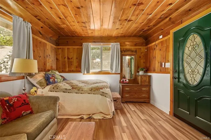 8 Oak Drive, Mt Baldy, California 91759