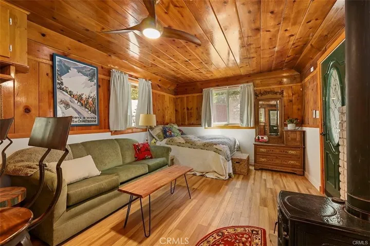 8 Oak Drive, Mt Baldy, California 91759