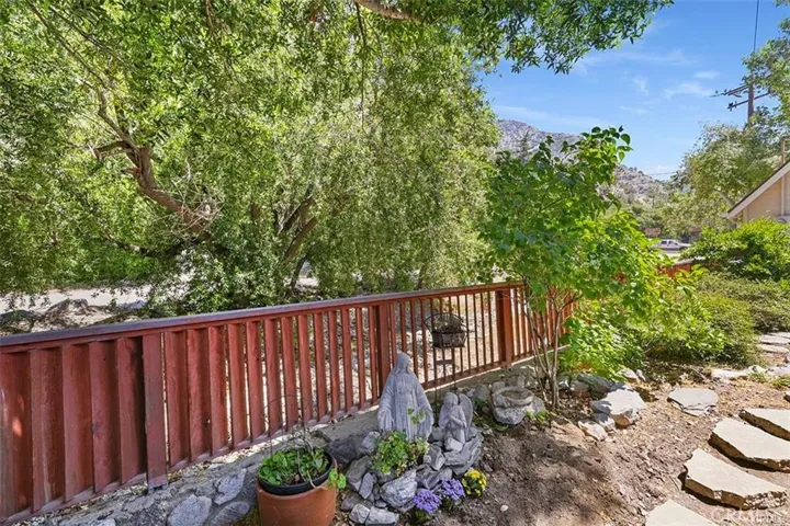 8 Oak Drive, Mt Baldy, California 91759