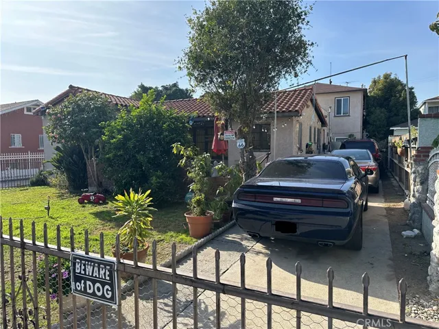 8121 Madison Avenue, South Gate, California 90280