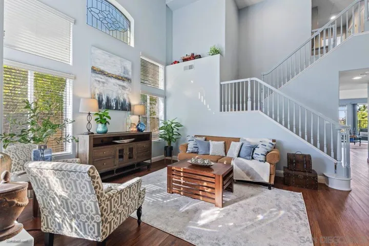 822 Calle Montera, Escondido, California 92025