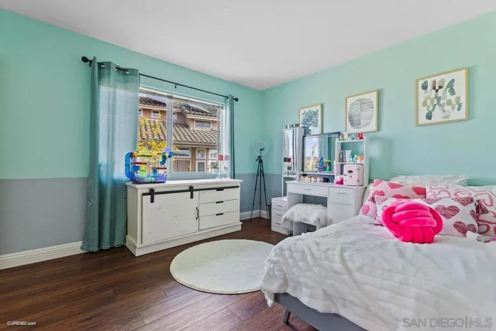 822 Calle Montera, Escondido, California 92025