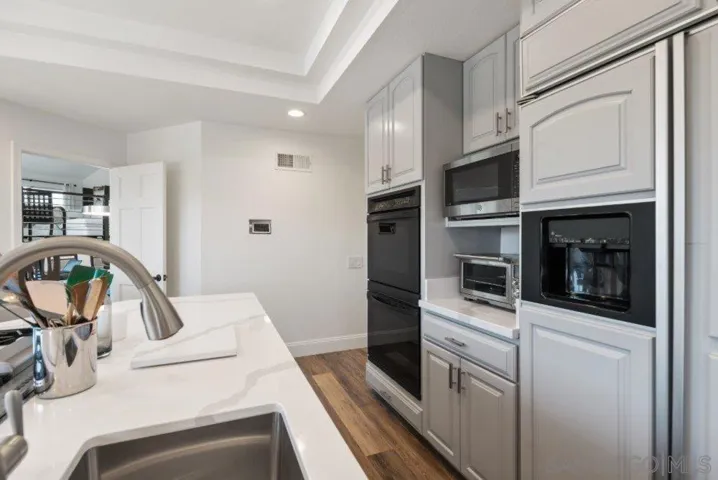 12833 Lunada Place, San Diego, California 92128