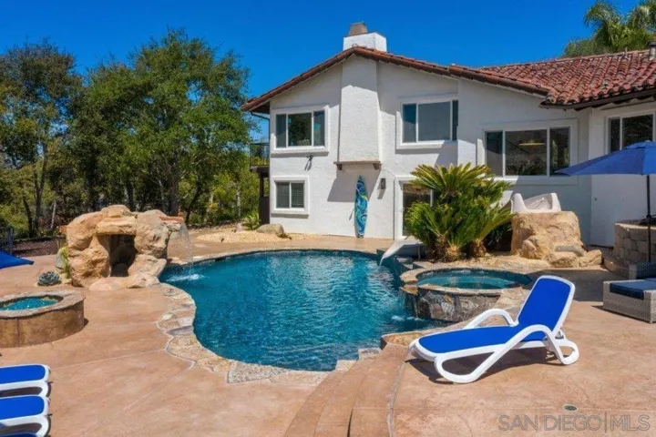 12833 Lunada Place, San Diego, California 92128
