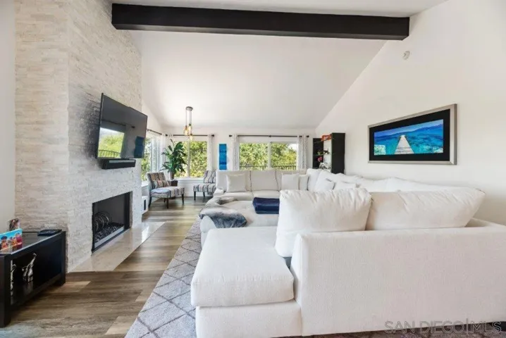 12833 Lunada Place, San Diego, California 92128