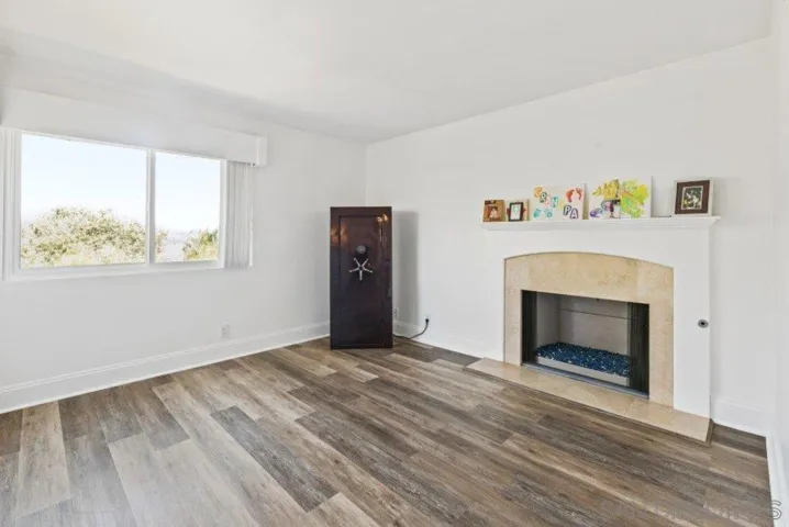 12833 Lunada Place, San Diego, California 92128