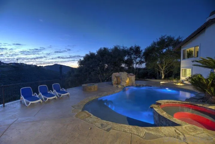 12833 Lunada Place, San Diego, California 92128