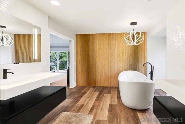 12833 Lunada Place, San Diego, California 92128
