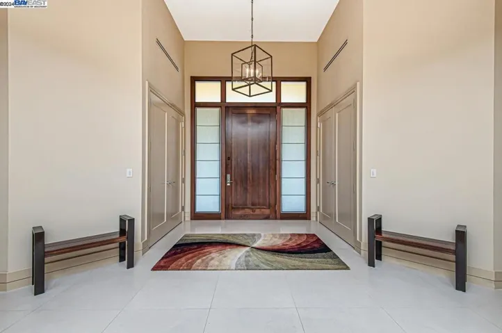 2562 Gillian Ct, Pleasanton, California 94566