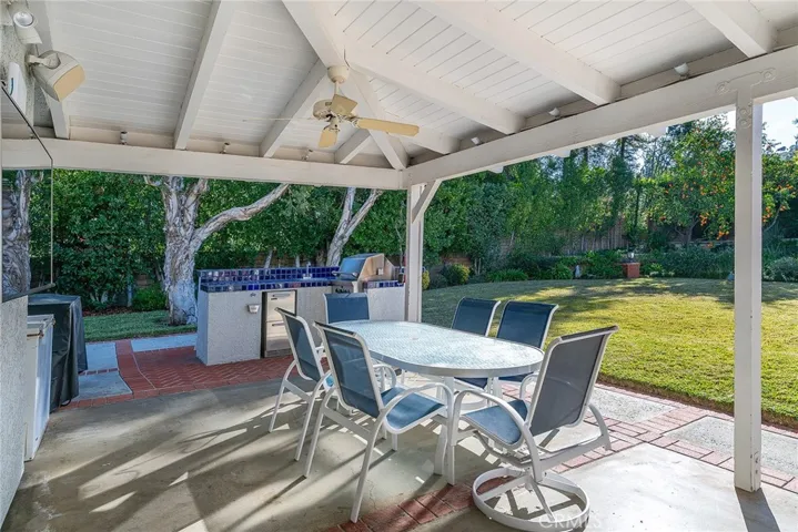 22530 Itasca Street, Chatsworth, California 91311