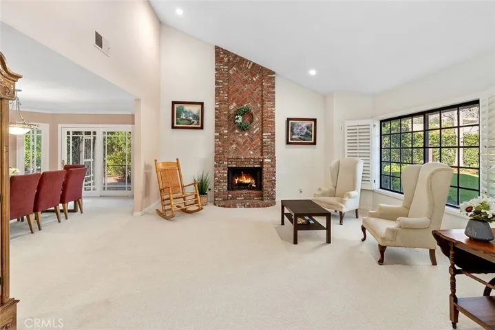 22530 Itasca Street, Chatsworth, California 91311