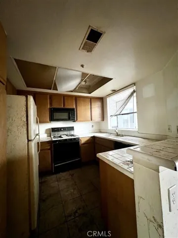 10361 Garden Grove Boulevard 1, Garden Grove, California 92843