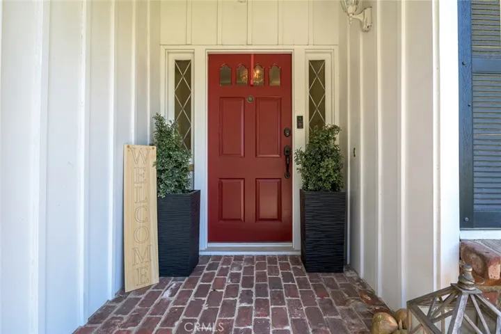 600 Amherst Drive, Burbank, California 91504
