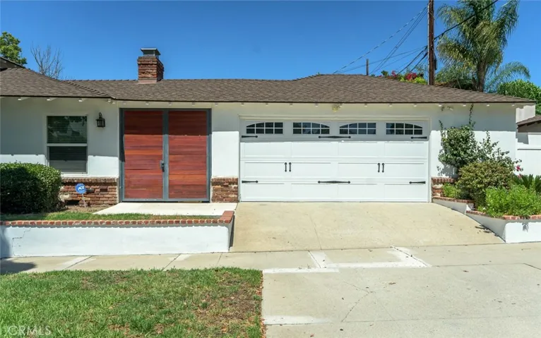 600 Amherst Drive, Burbank, California 91504