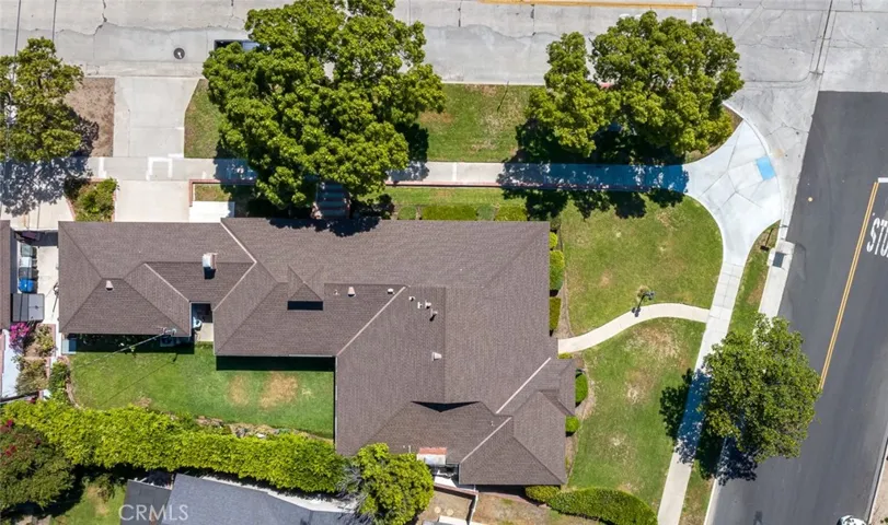 600 Amherst Drive, Burbank, California 91504