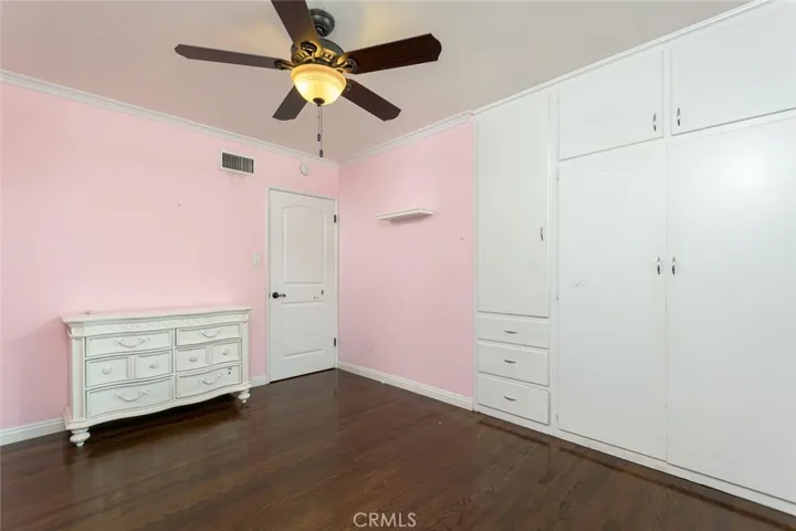 600 Amherst Drive, Burbank, California 91504