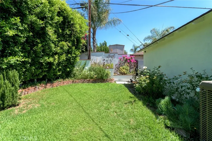 600 Amherst Drive, Burbank, California 91504