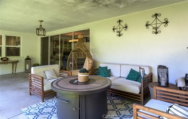 600 Amherst Drive, Burbank, California 91504