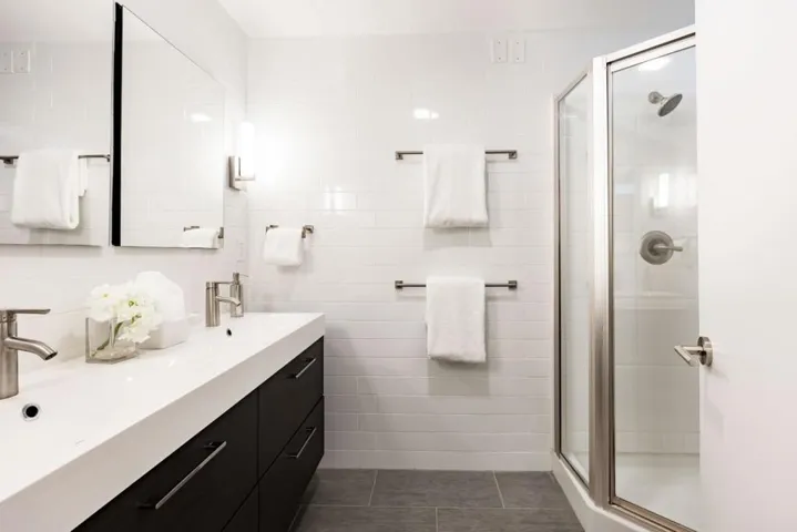 963 Van Auken Circle, Palo Alto, California 94303
