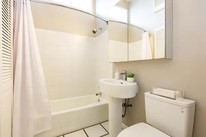963 Van Auken Circle, Palo Alto, California 94303