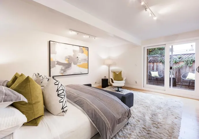 963 Van Auken Circle, Palo Alto, California 94303