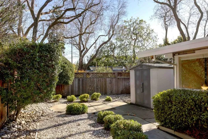 963 Van Auken Circle, Palo Alto, California 94303